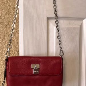 Calvin Klein beautiful Leather crossbody with adorable chain strap
